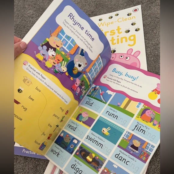 6x learn with Peppa Pig wipe clean books - Picture 3 of 4